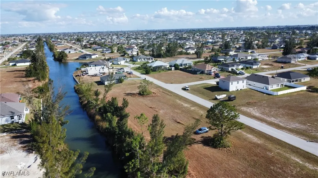 2211 NW 20th Terrace Cape Coral FL 33993