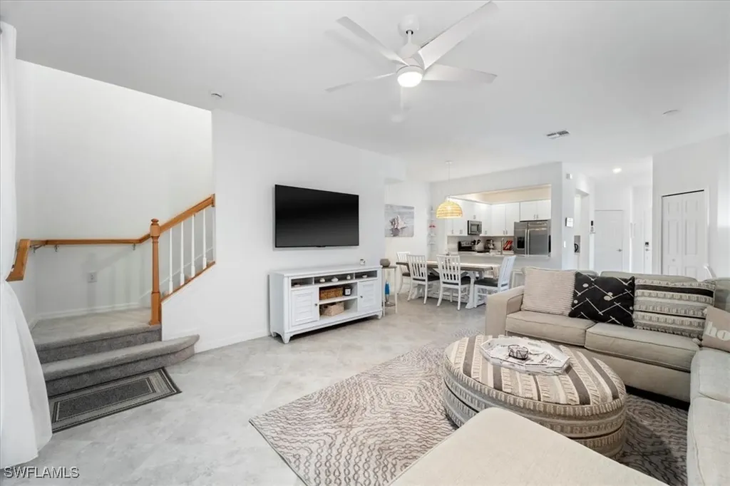 2763 Blossom Way Naples FL 34120