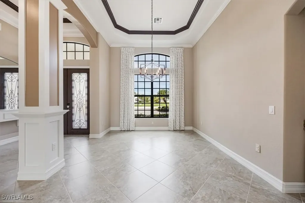 2280 Somerset Place Naples FL 34120