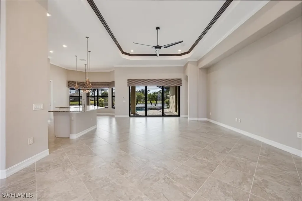 2280 Somerset Place Naples FL 34120