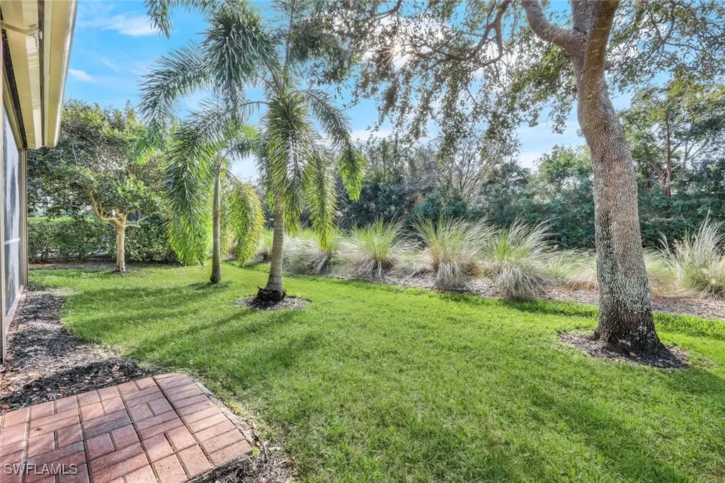 6542 Marbella Drive Naples FL 34105