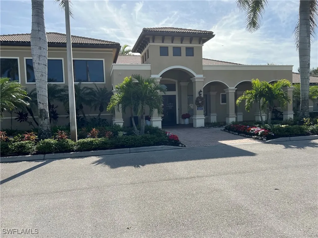 6542 Marbella Drive Naples FL 34105