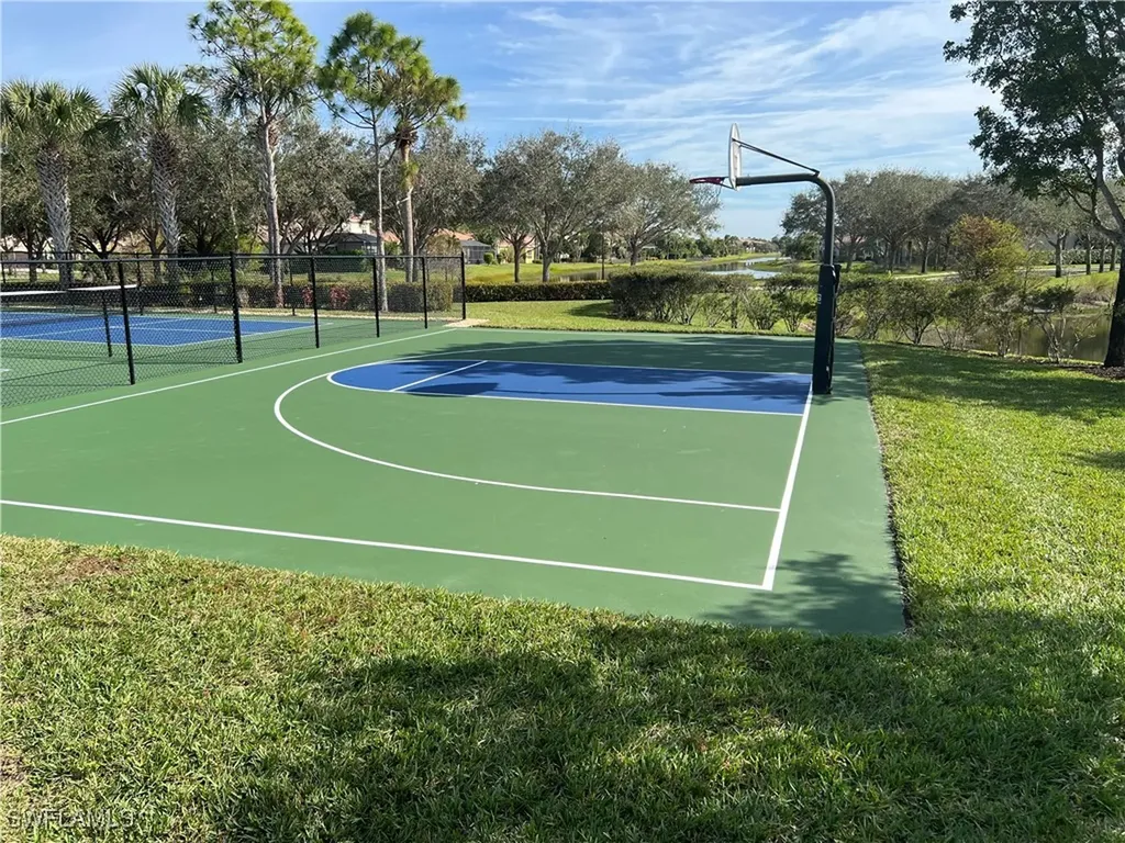 6542 Marbella Drive Naples FL 34105