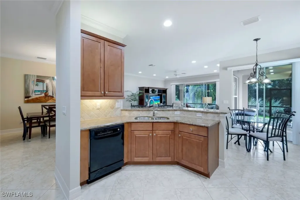 6542 Marbella Drive Naples FL 34105