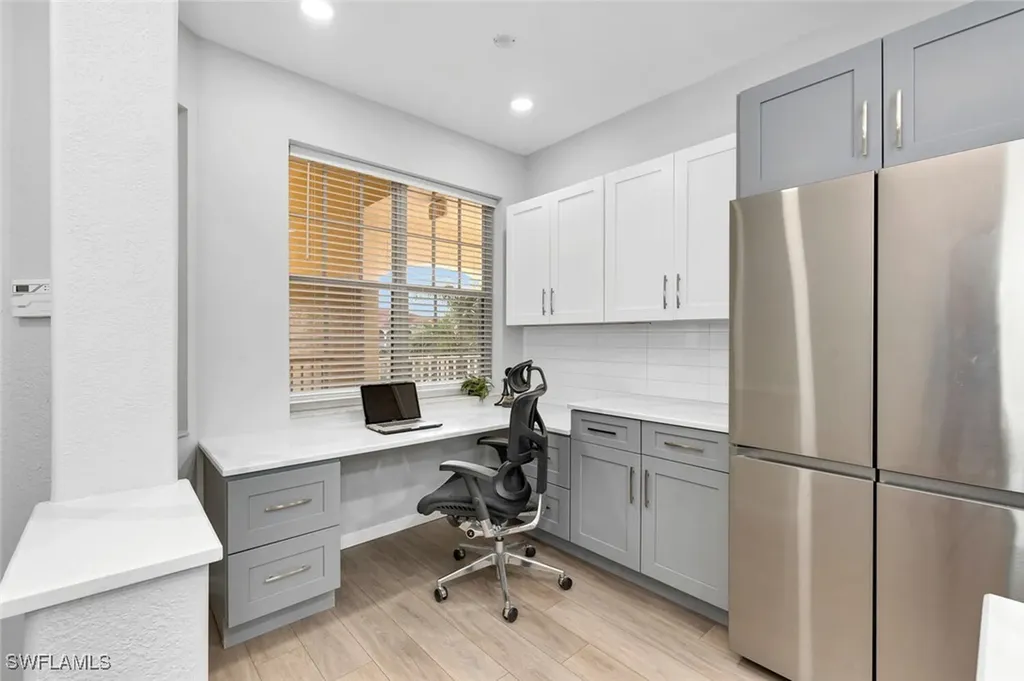 4833 Hampshire Court Naples FL 34112