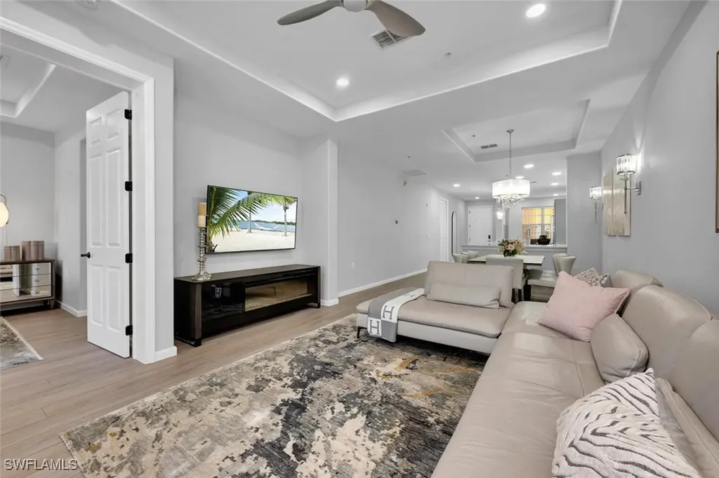 4833 Hampshire Court Naples FL 34112