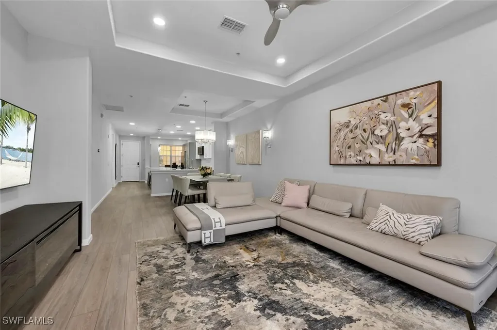 4833 Hampshire Court Naples FL 34112