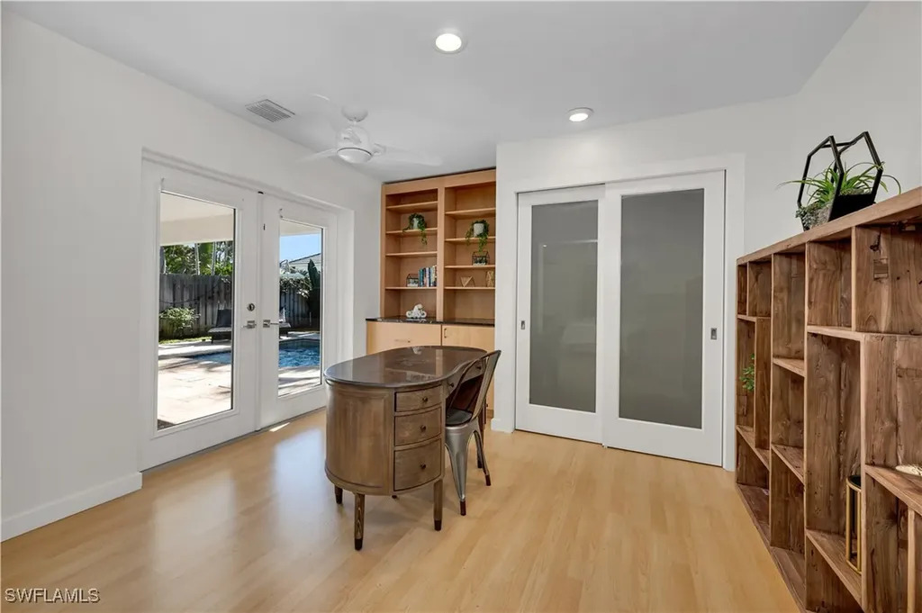 616 106th Avenue N Naples FL 34108