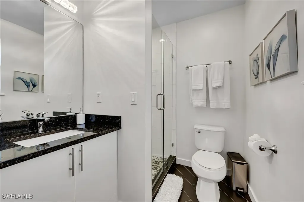 616 106th Avenue N Naples FL 34108