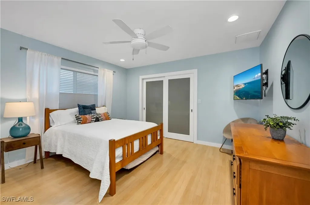 616 106th Avenue N Naples FL 34108
