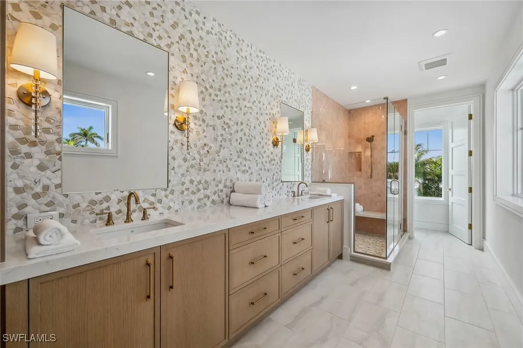 187 10th Avenue S Naples FL 34102