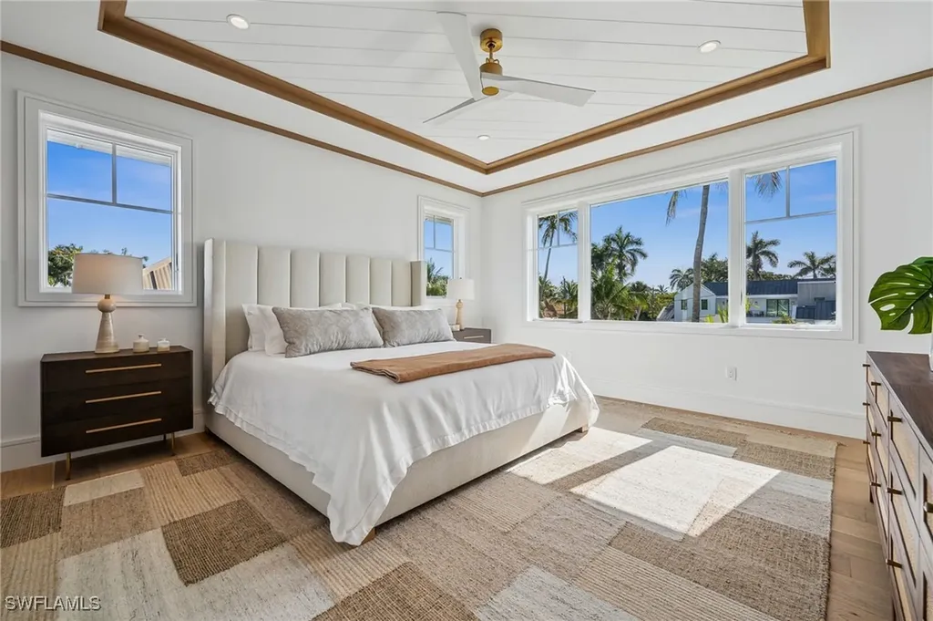 187 10th Avenue S Naples FL 34102