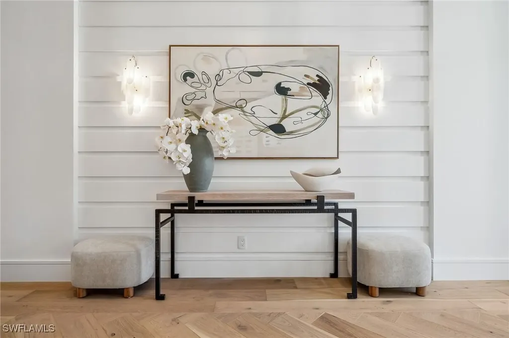 187 10th Avenue S Naples FL 34102