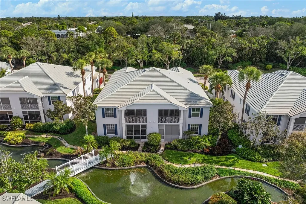 7058 Barrington Circle Naples FL 34108