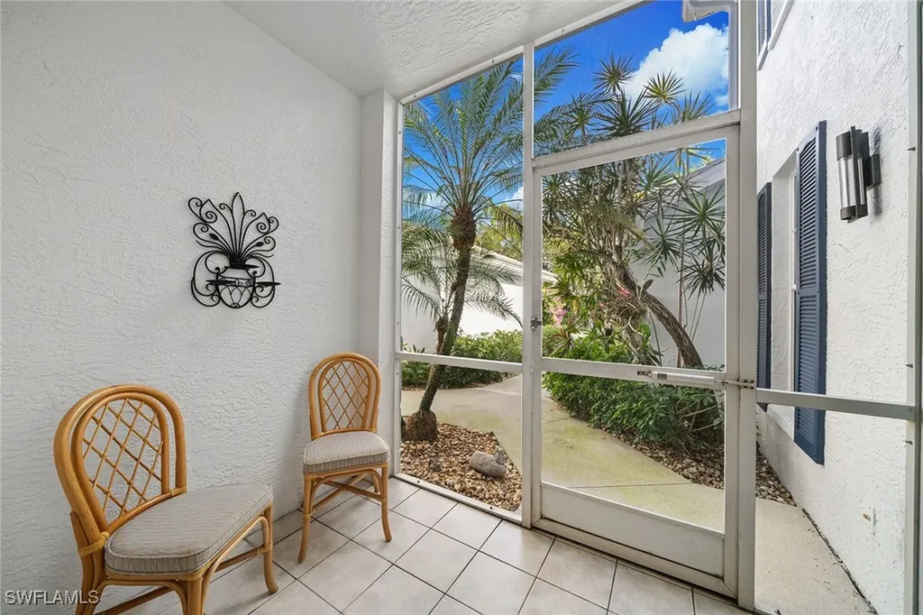 7058 Barrington Circle Naples FL 34108