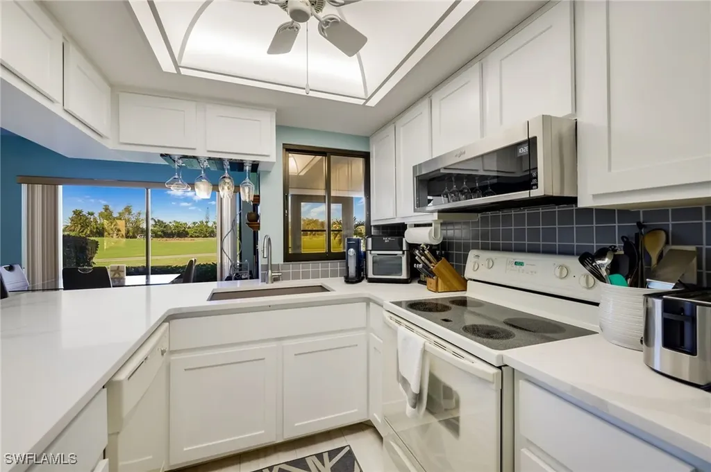 5585 Trailwinds Drive Fort Myers FL 33907