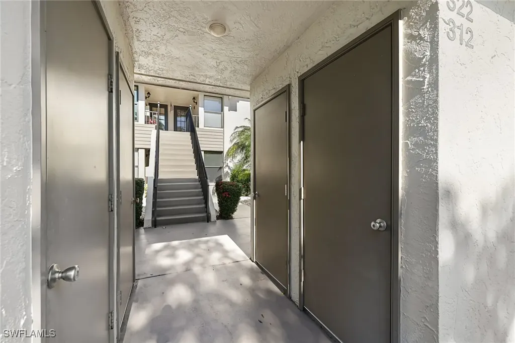 5585 Trailwinds Drive Fort Myers FL 33907