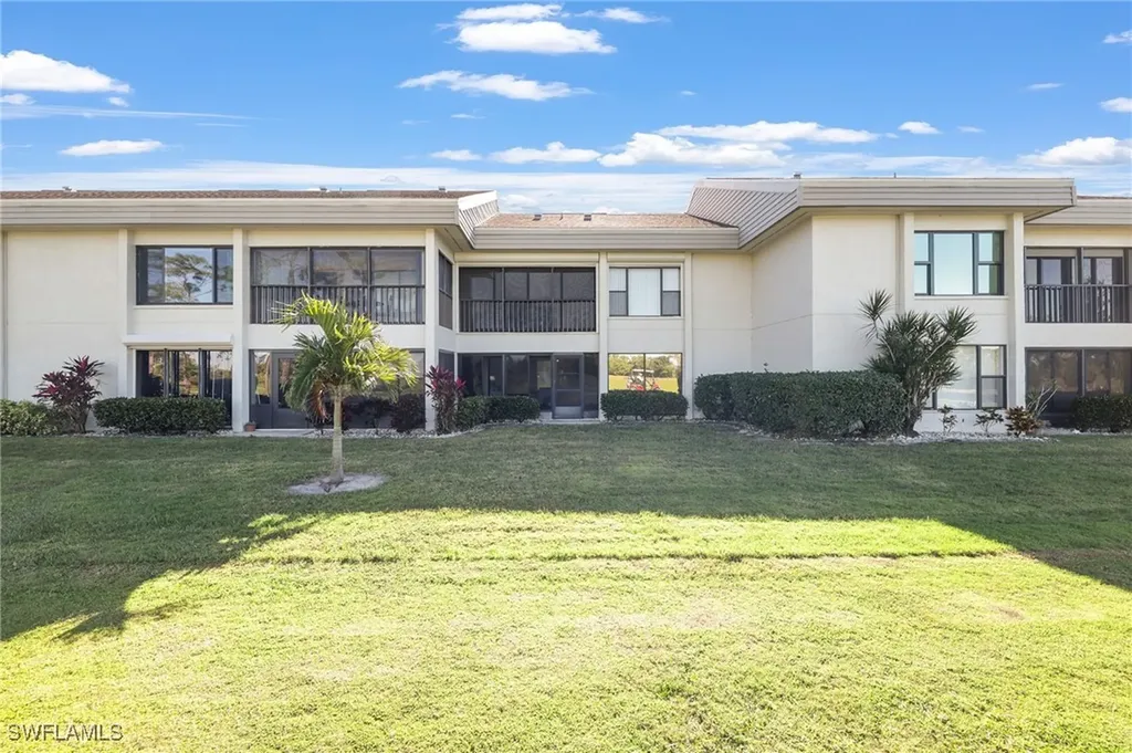 5585 Trailwinds Drive Fort Myers FL 33907