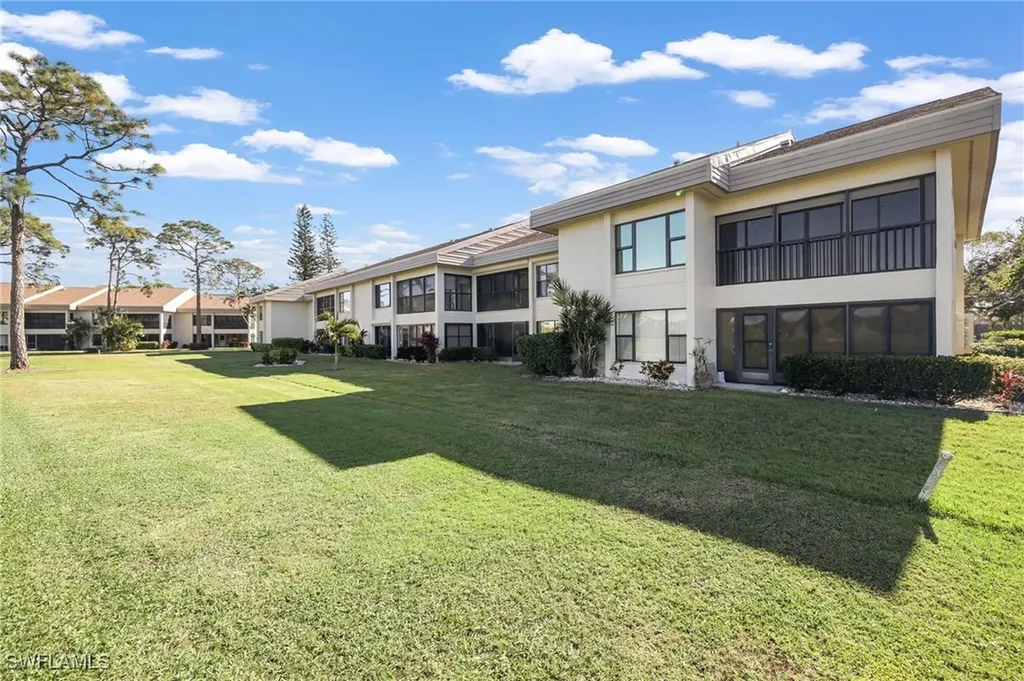 5585 Trailwinds Drive Fort Myers FL 33907