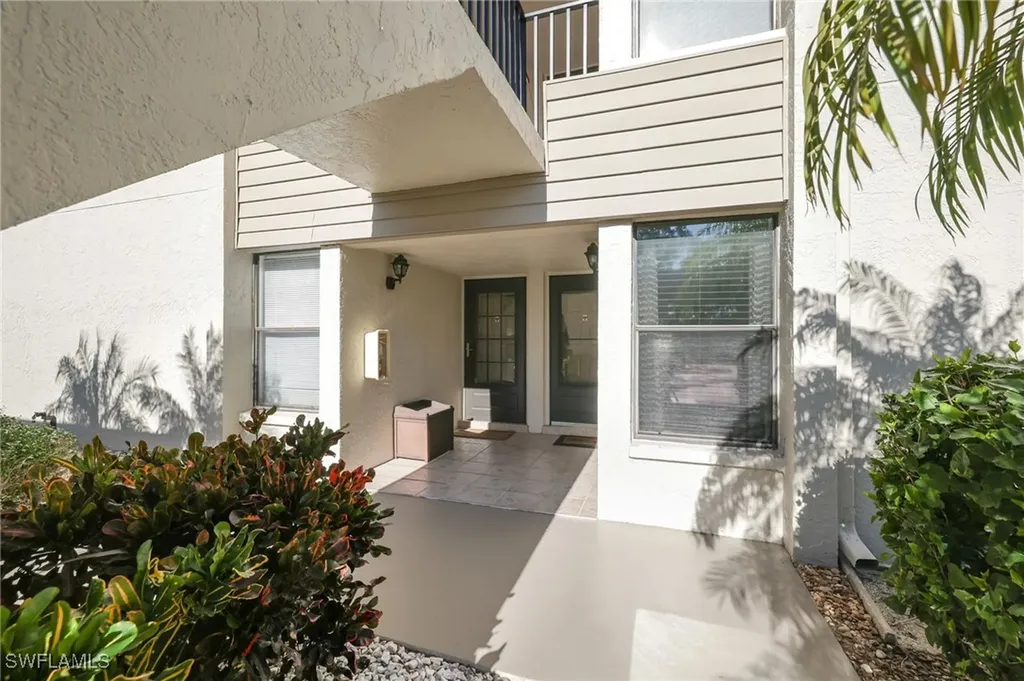 5585 Trailwinds Drive Fort Myers FL 33907