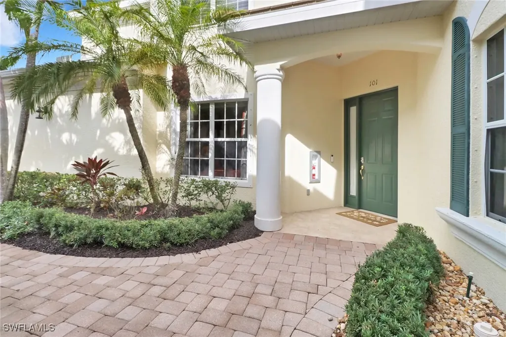 28666 San Lucas Lane Bonita Springs FL 34135