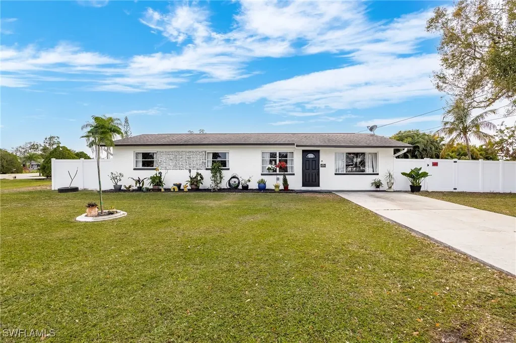 13461 Caribbean Boulevard Fort Myers FL 33905