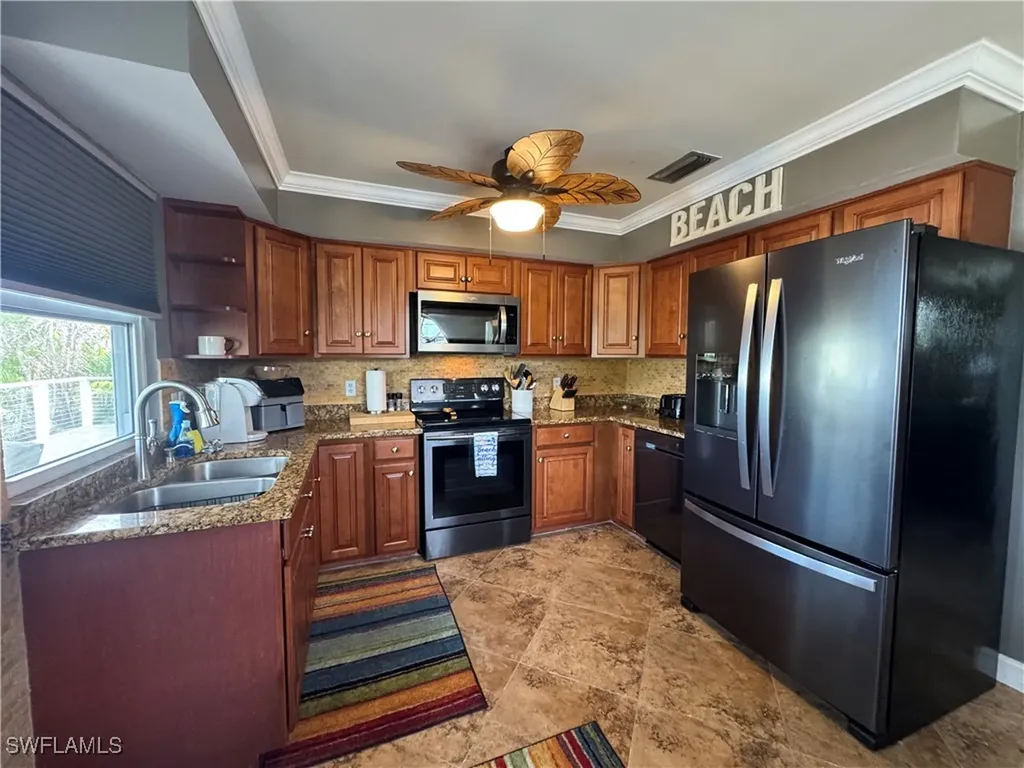 320 Lazy Way Fort Myers Beach FL 33931
