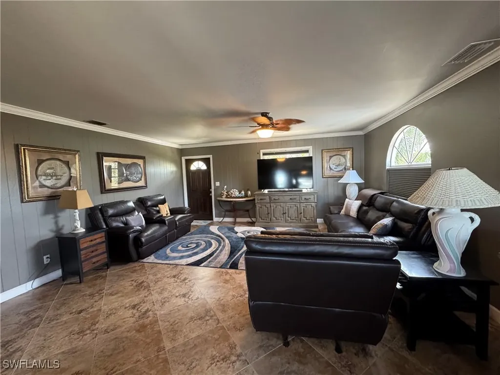 320 Lazy Way Fort Myers Beach FL 33931