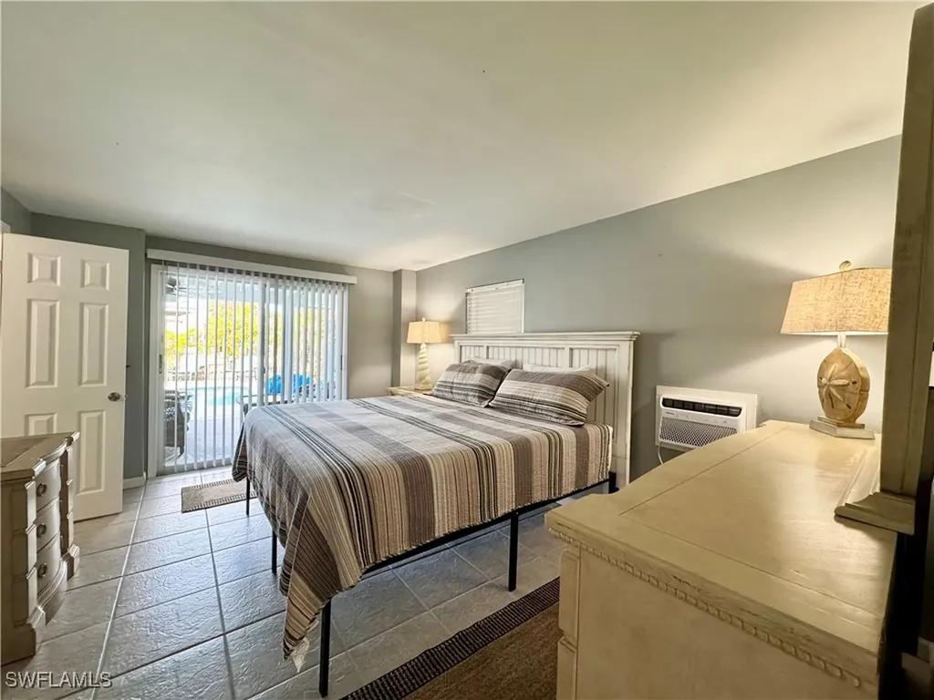 320 Lazy Way Fort Myers Beach FL 33931