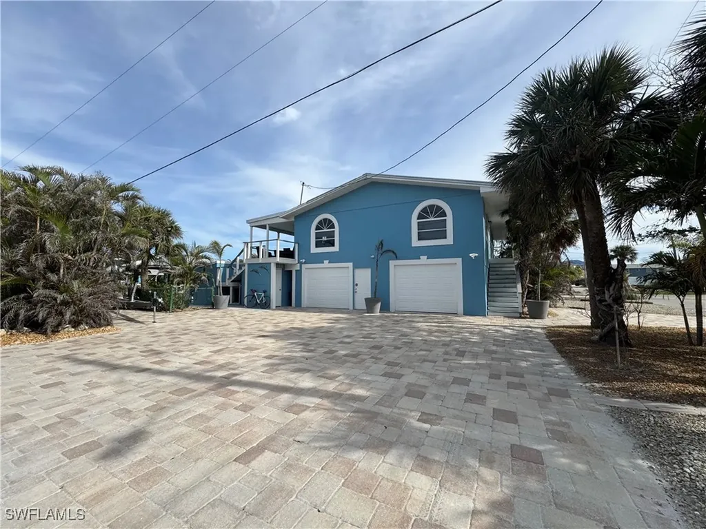 320 Lazy Way Fort Myers Beach FL 33931