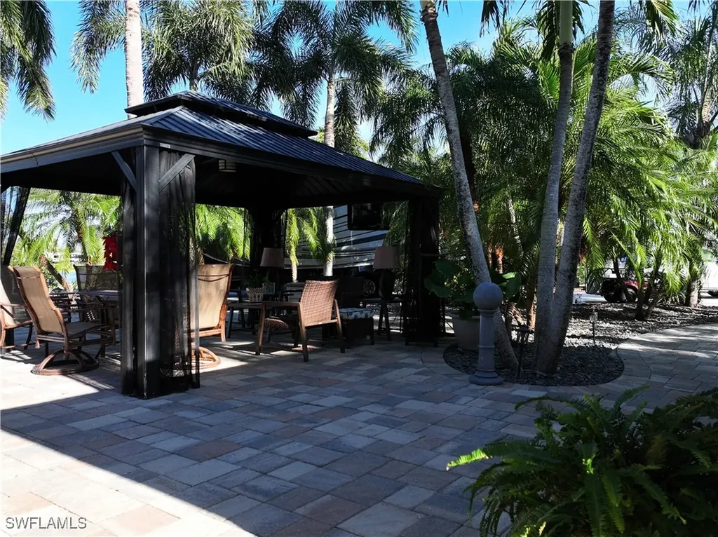 10131 Sunnywood Court Fort Myers FL 33905