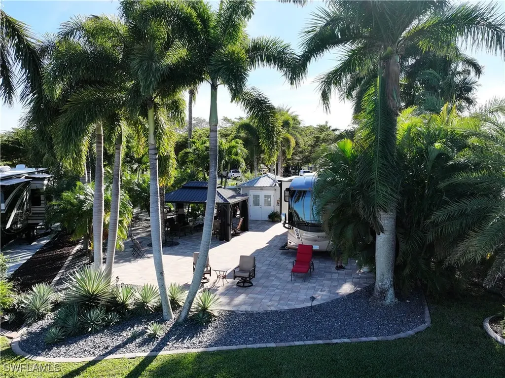 10131 Sunnywood Court Fort Myers FL 33905