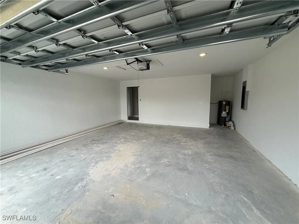 2109 NE 5th Place Cape Coral FL 33909