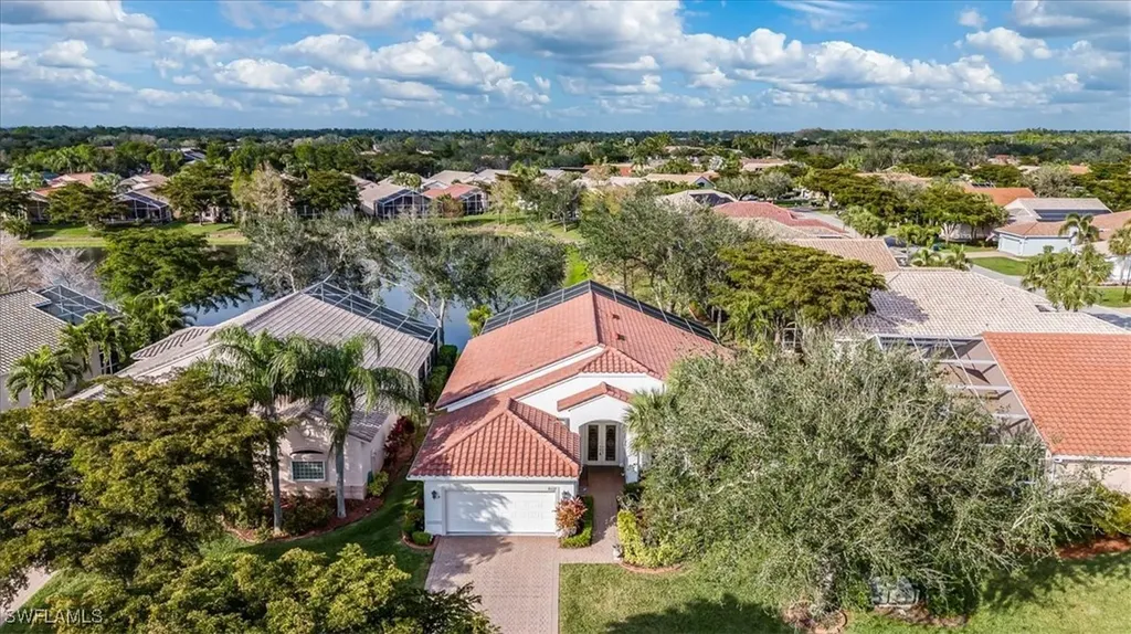9111 Whitfield Drive Estero FL 33928
