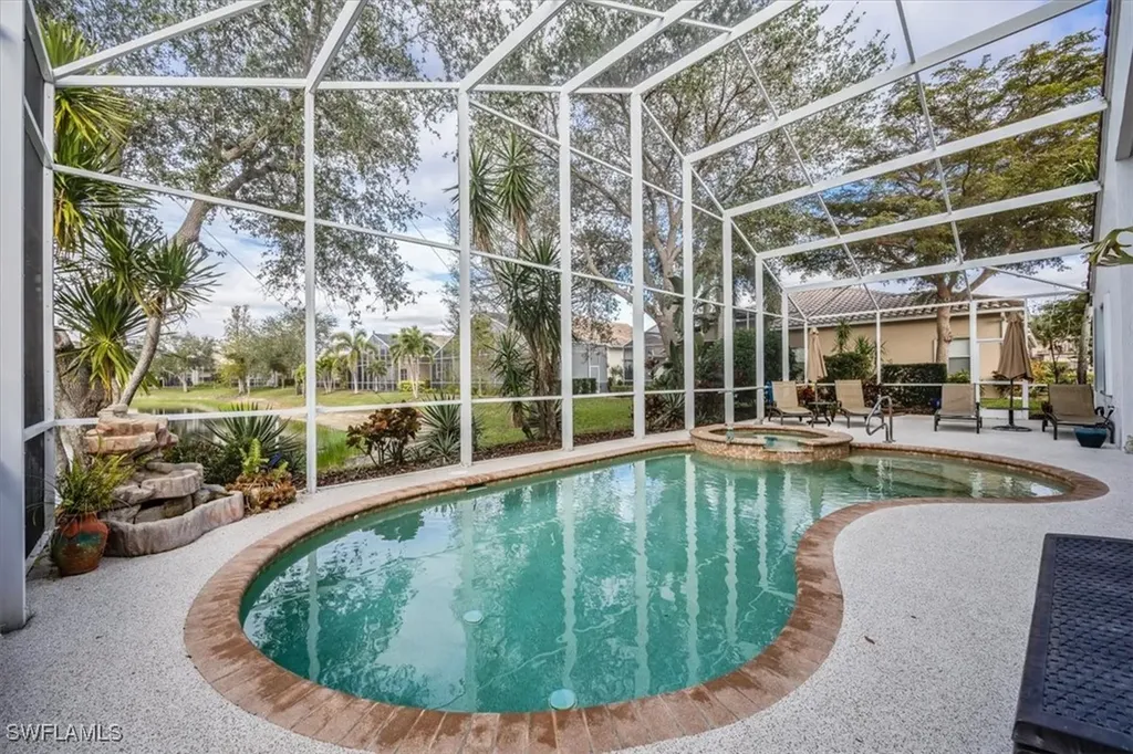 9111 Whitfield Drive Estero FL 33928