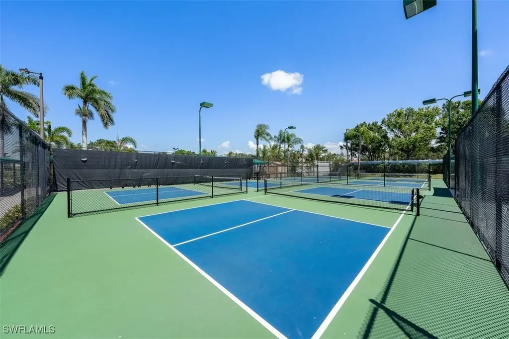 9111 Whitfield Drive Estero FL 33928