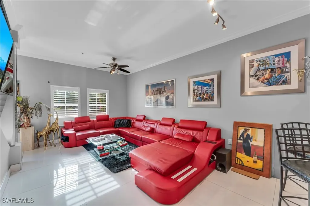 2080 W 1st Street Fort Myers FL 33901