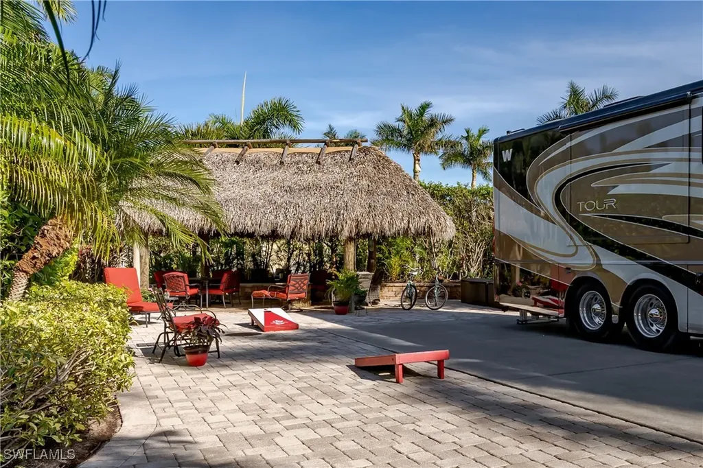 13606 Snapper Lane Naples FL 34114