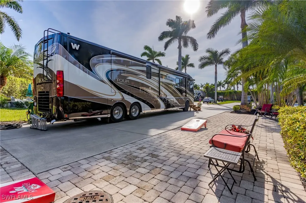 13606 Snapper Lane Naples FL 34114