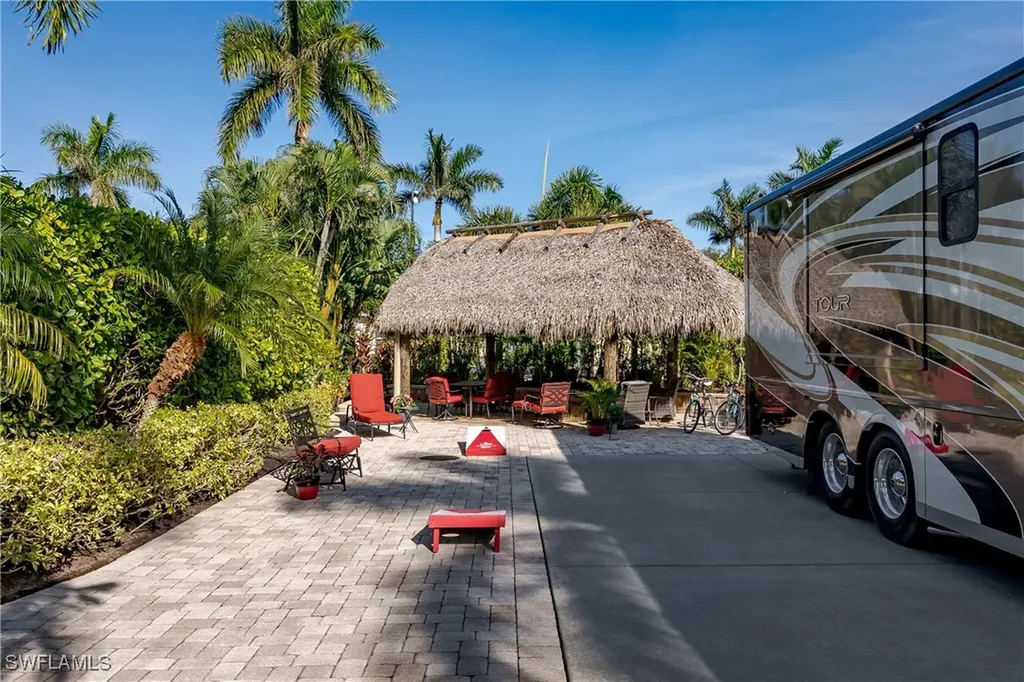 13606 Snapper Lane Naples FL 34114