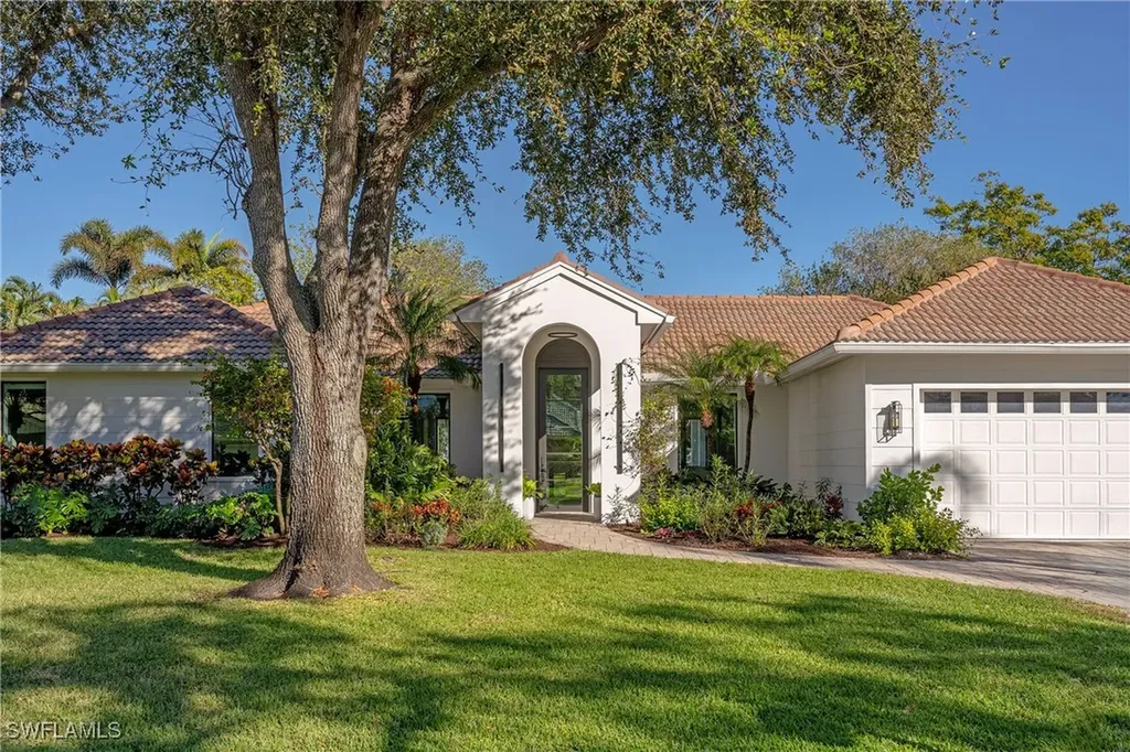 224 Monterey Drive Naples FL 34119