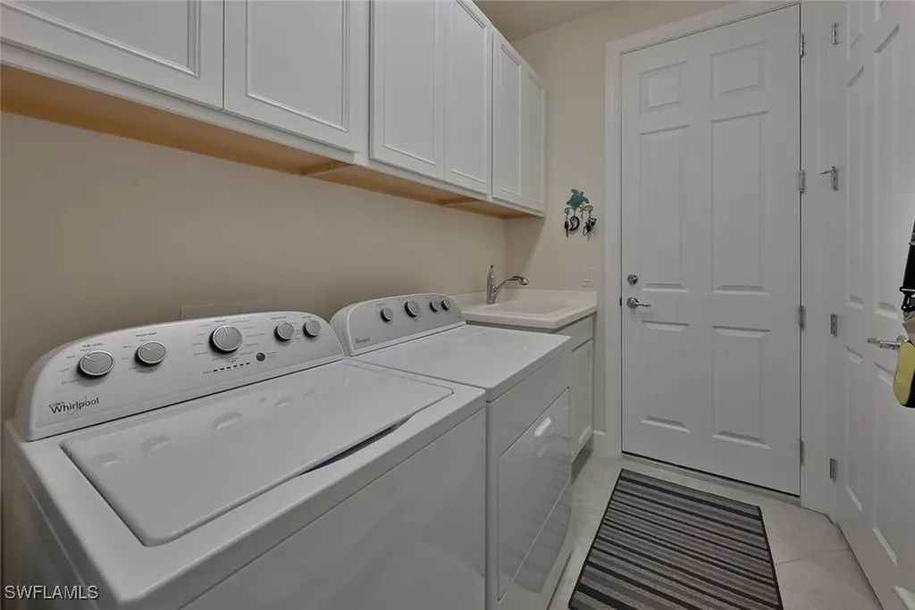 10709 Manatee Key Lane Estero FL 33928