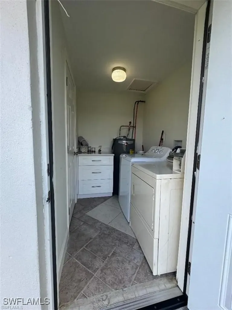 4602 Gulfstream Drive Naples FL 34112