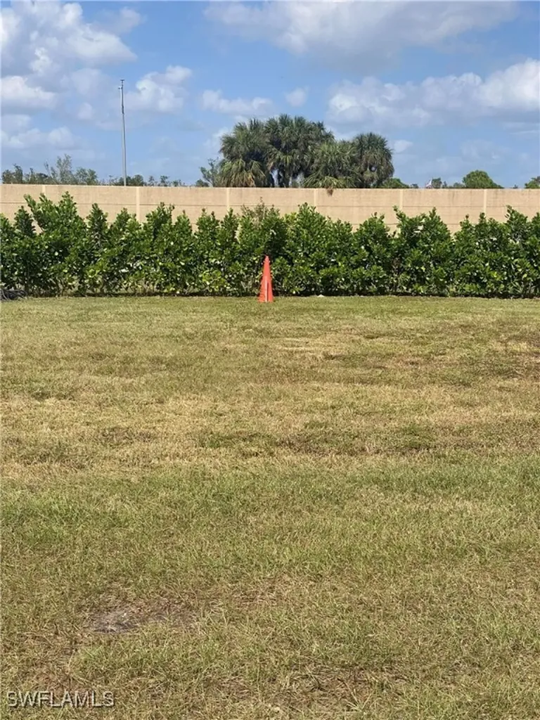 2455 Everest Parkway Cape Coral FL 33904