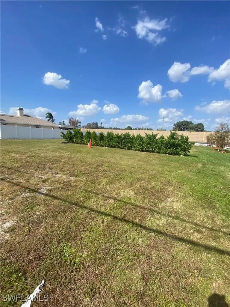 2455 Everest Parkway Cape Coral FL 33904