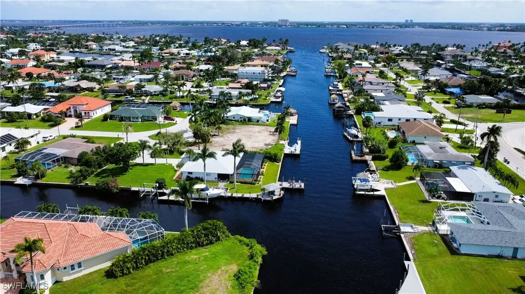 5360 Malaluka Court Cape Coral FL 33904