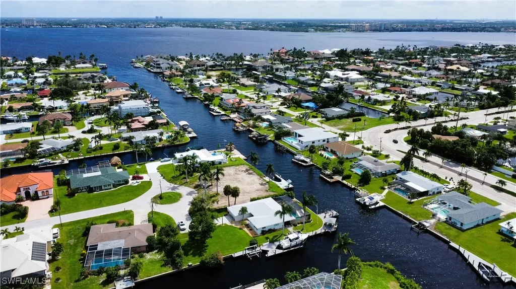 5360 Malaluka Court Cape Coral FL 33904