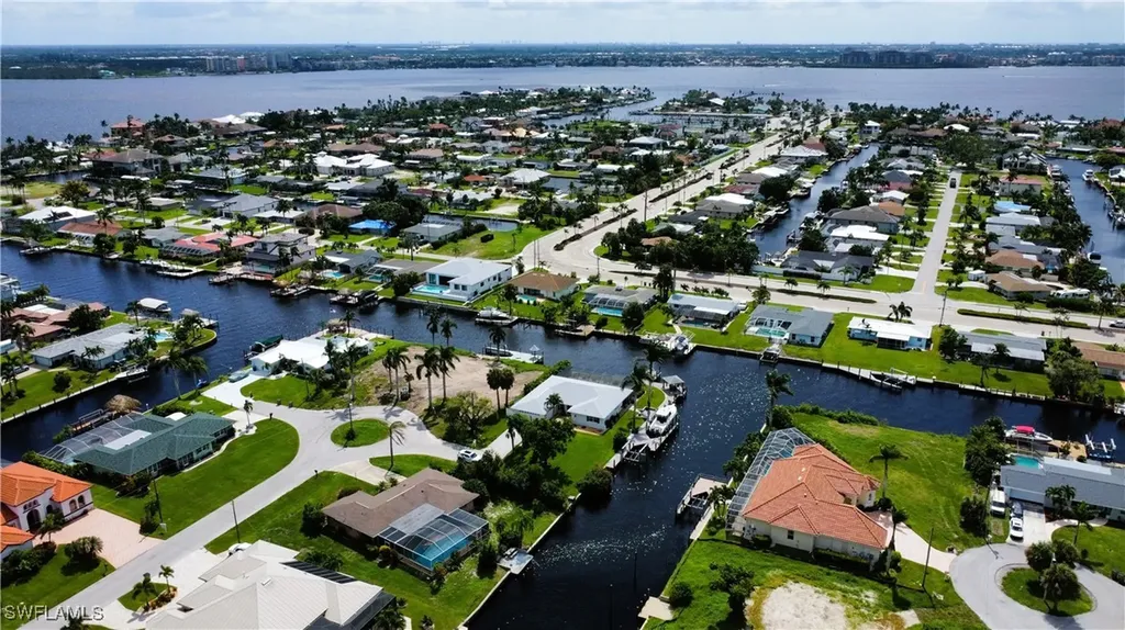 5360 Malaluka Court Cape Coral FL 33904