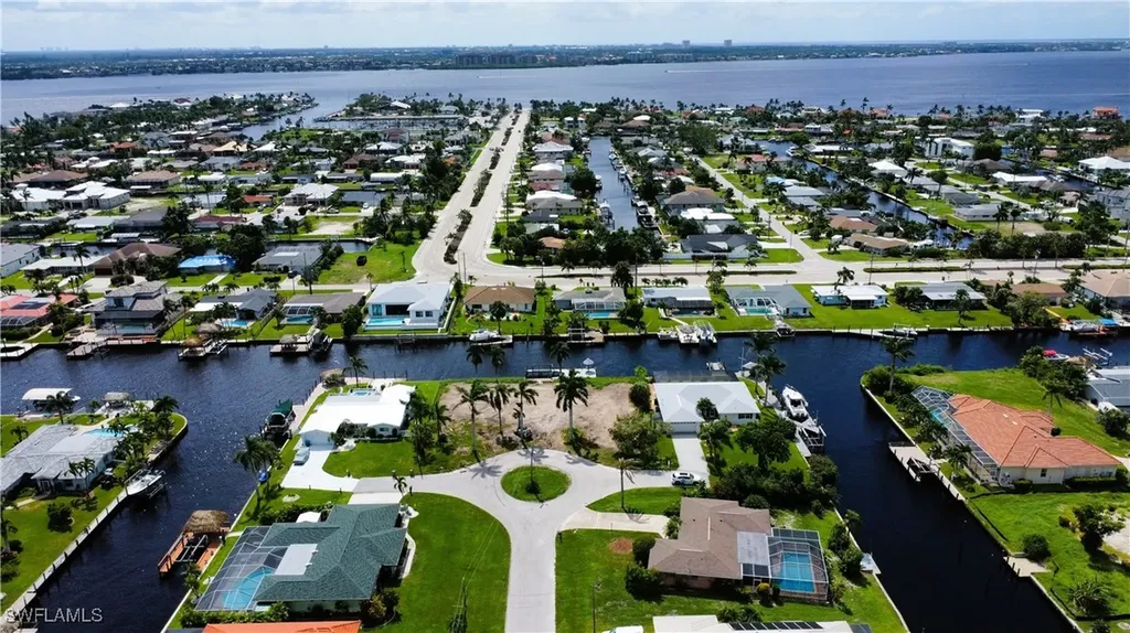 5360 Malaluka Court Cape Coral FL 33904