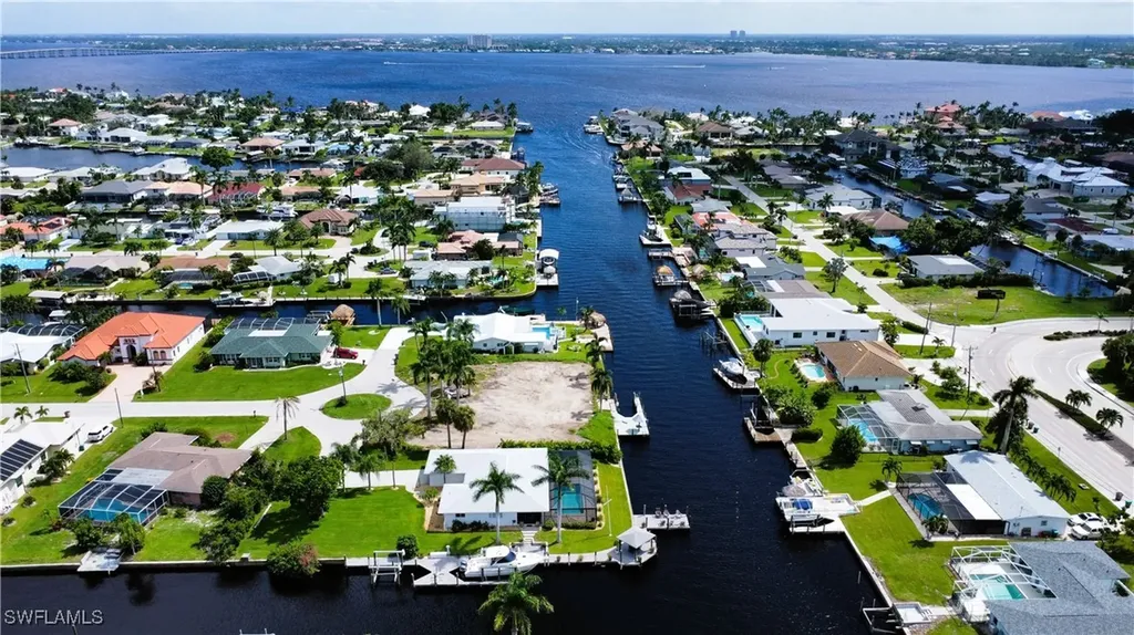 5360 Malaluka Court Cape Coral FL 33904